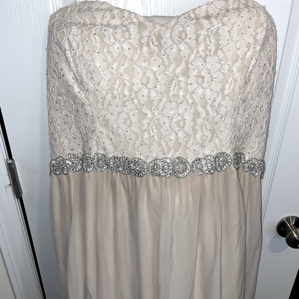 USED Champagne Speechless Prom Dress